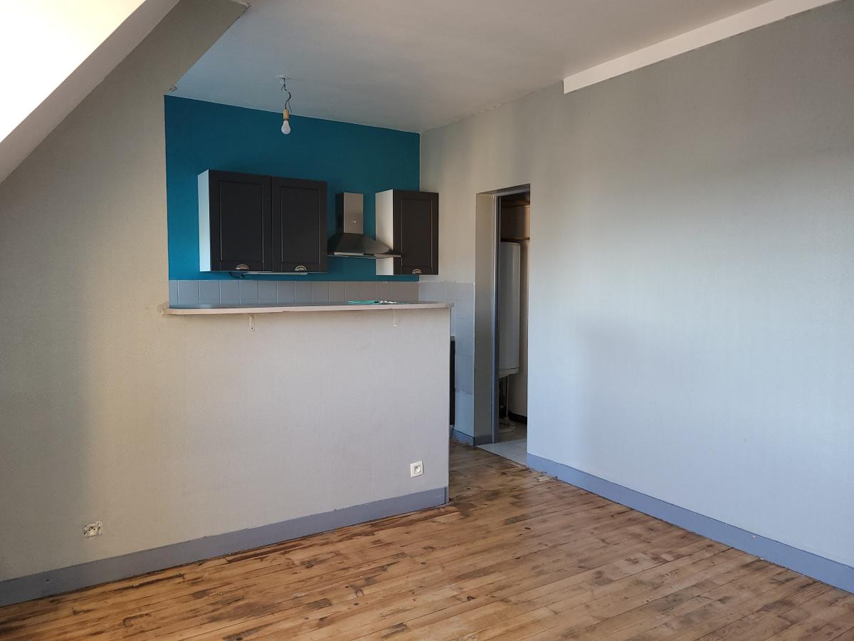 Appartement 1 pièce 24 m² · à Villers-Bocage · 23,7 m² · 400 €/mois