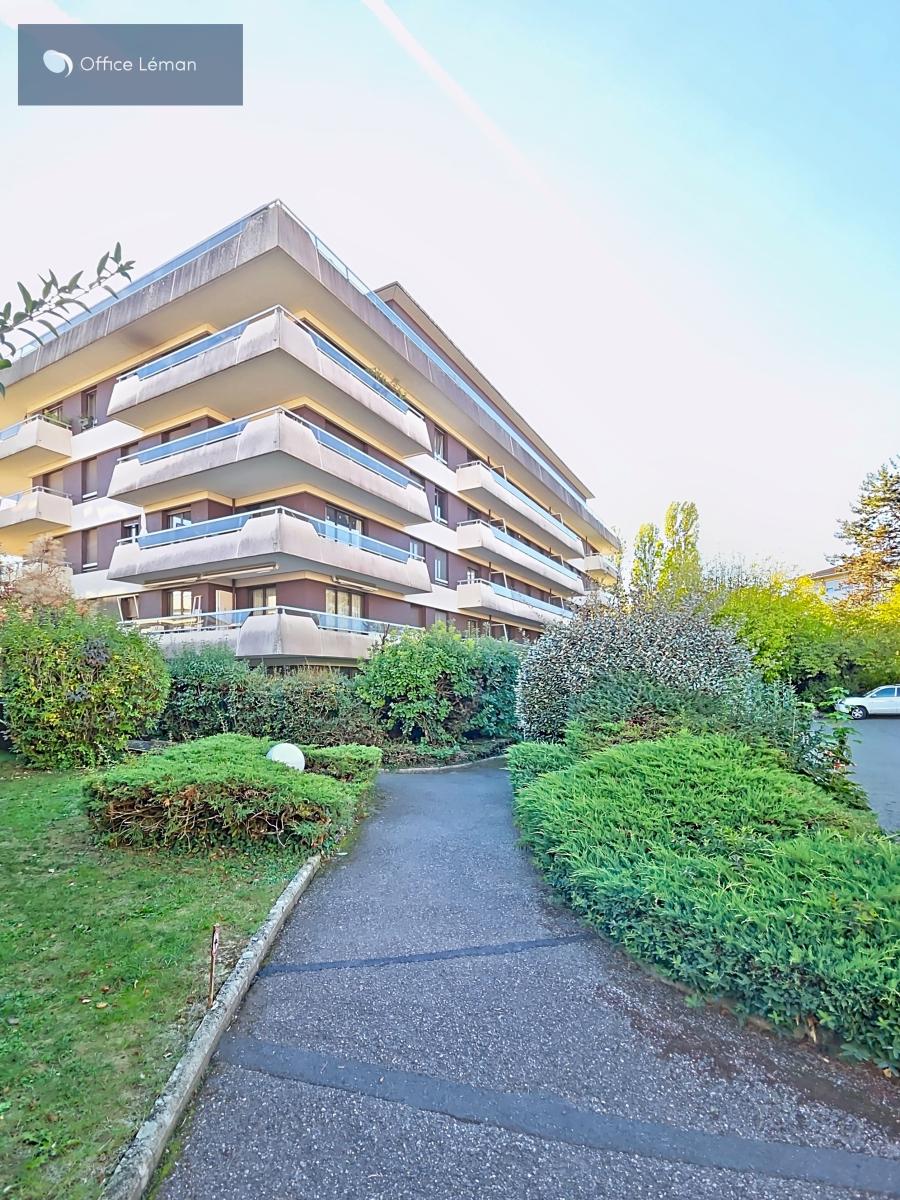Appartement 1 pièce 25 m² · à Ferney-Voltaire · 24,6 m² · 970 €/mois
