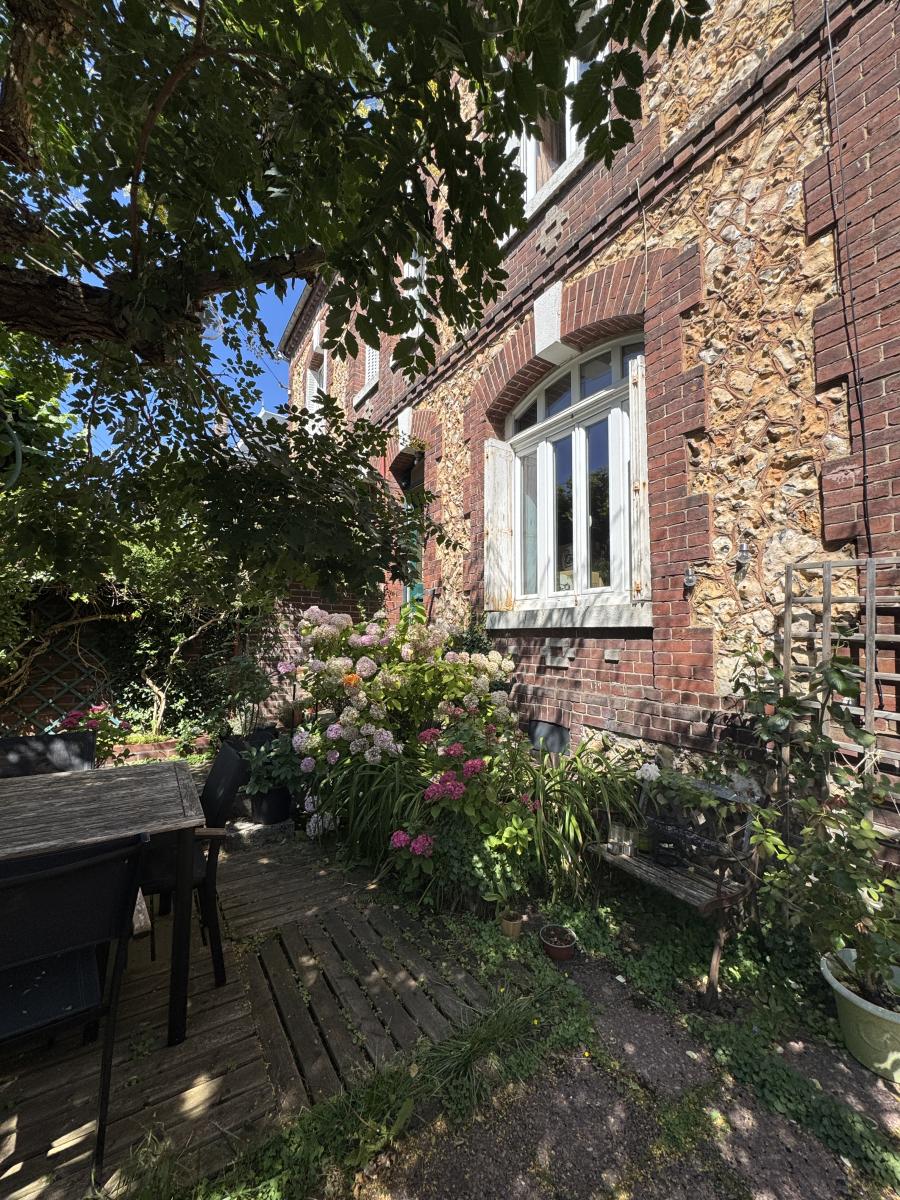 Maison 6 pièces 93 m² · à Mont-Saint-Aignan · 93 m² · 329 000 €