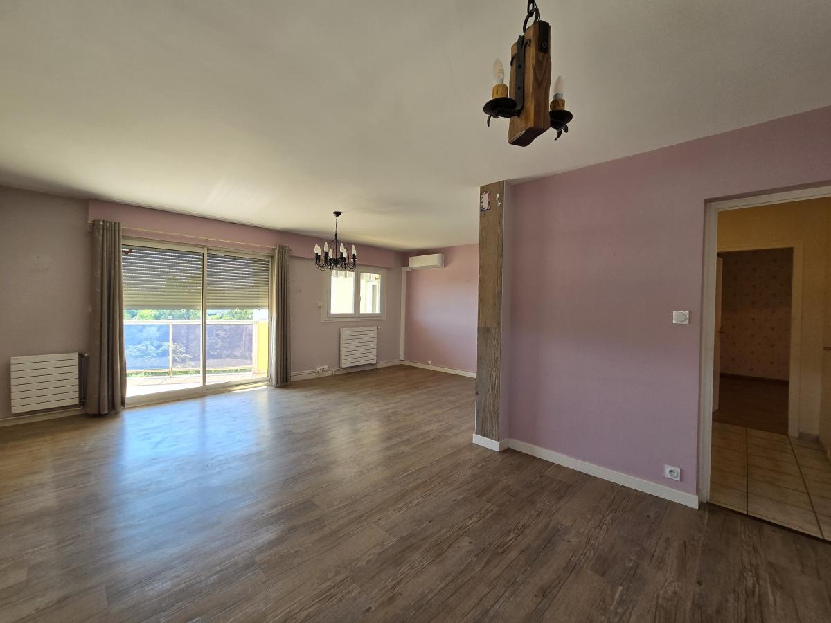 Appartement 3 pièces 84 m² · à Belley · 84 m² · 220 000 €
