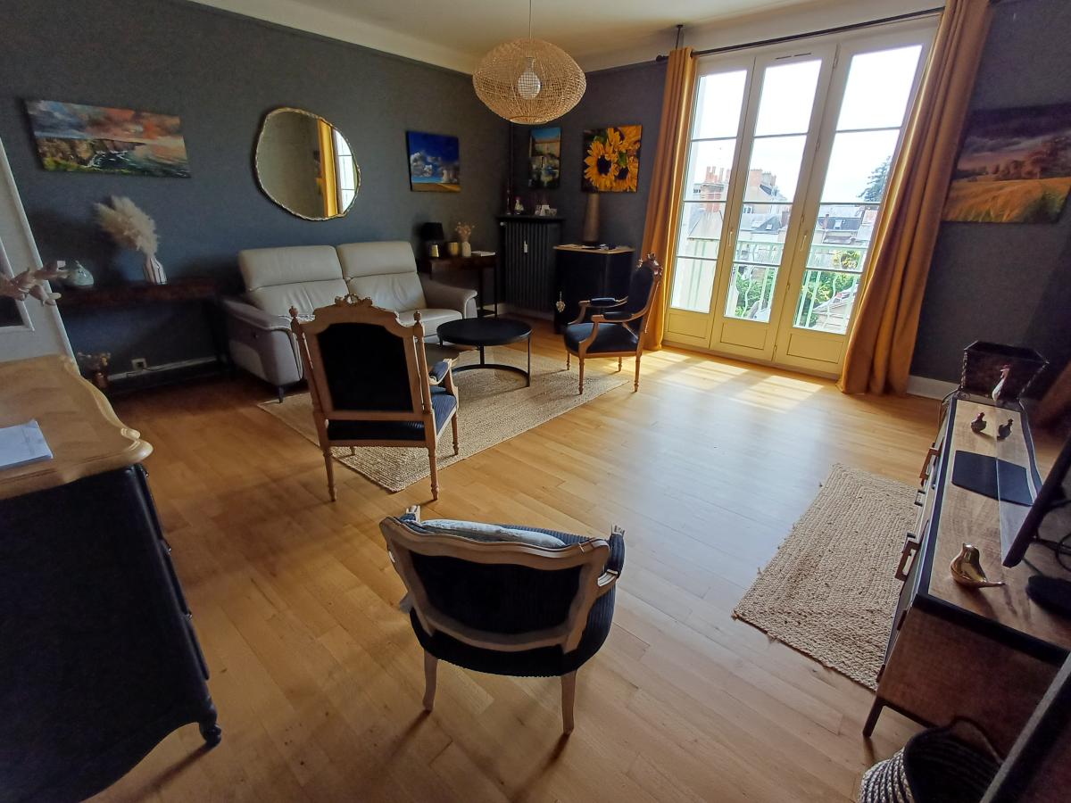 Appartement 5 pièces 132 m² · à Le Mans · 131,9 m² · 273 000 €