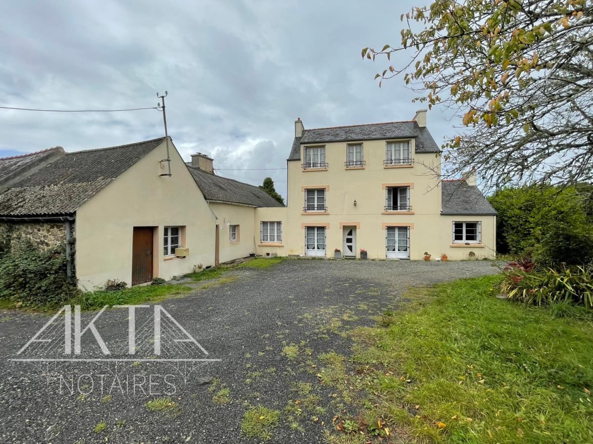 Maison 10 pièces 159 m² · à Plougastel-Daoulas · 159 m² · 332 800 €