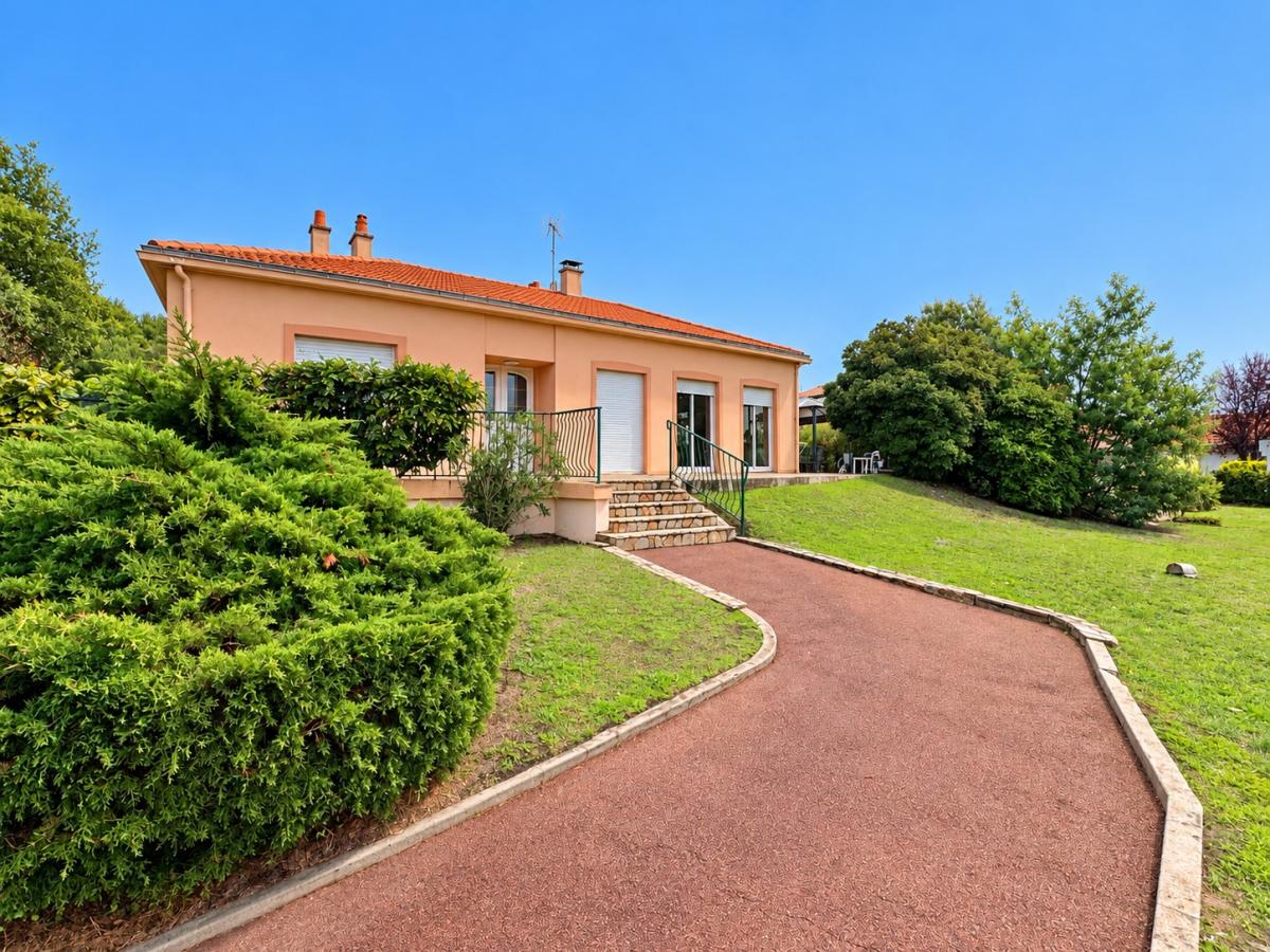 Maison 7 pièces 162 m² · à Rezé · 162 m² · 569 000 €