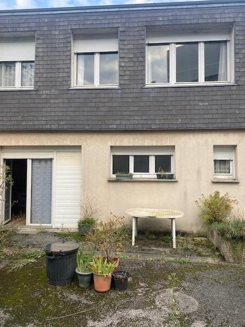 Maison 7 pièces 148 m² · à Saint-Quentin · 148,3 m² · 95 000 €