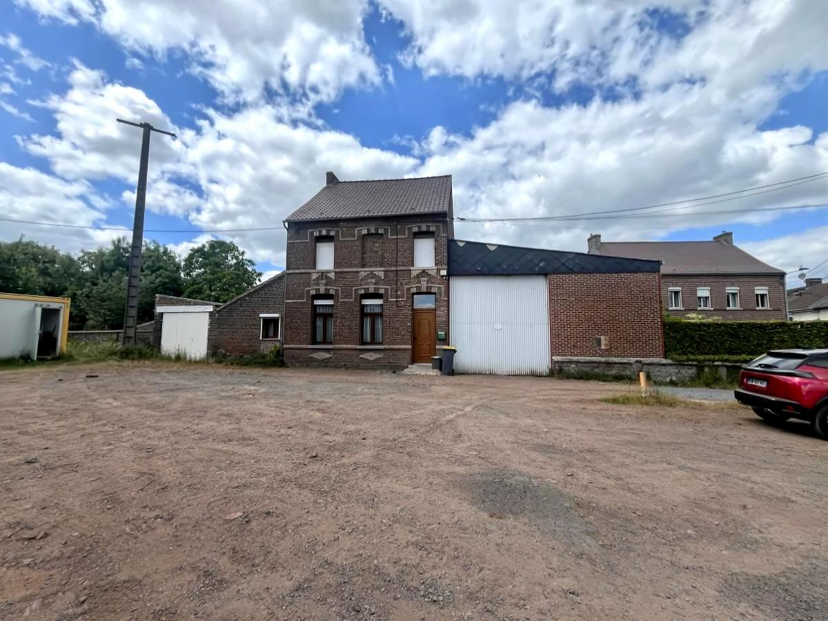 Maison 6 pièces 135 m² · à Hergnies · 135 m² · 192 000 €