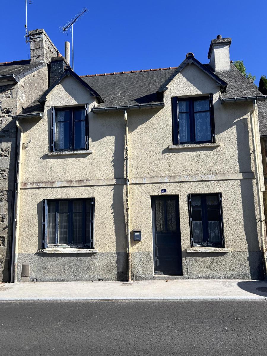 Maison 69 m² · à Bourbriac · 69 m² · 43 000 €