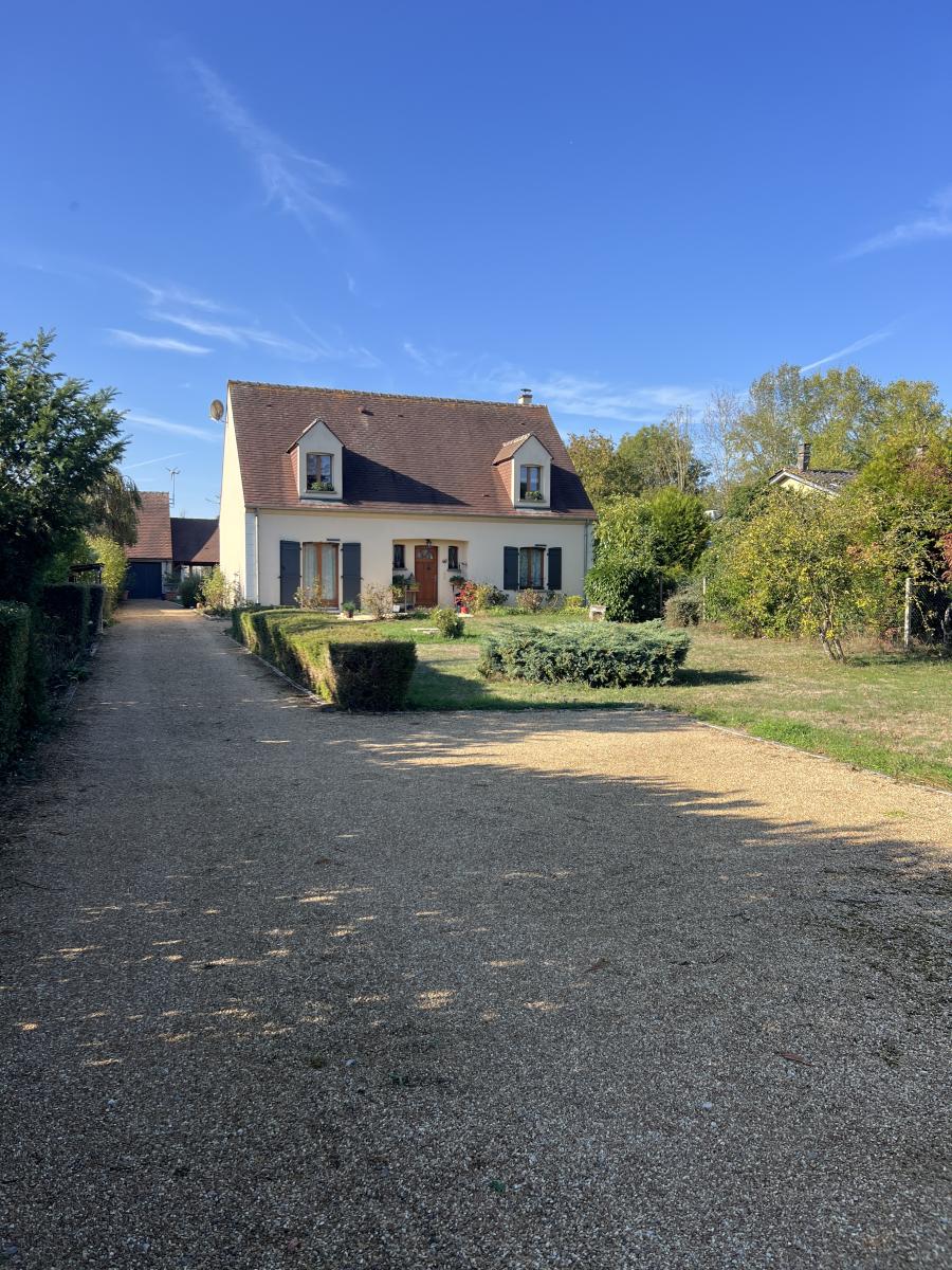 Maison 6 pièces 148 m² · à Binas · 148 m² · 231 000 €