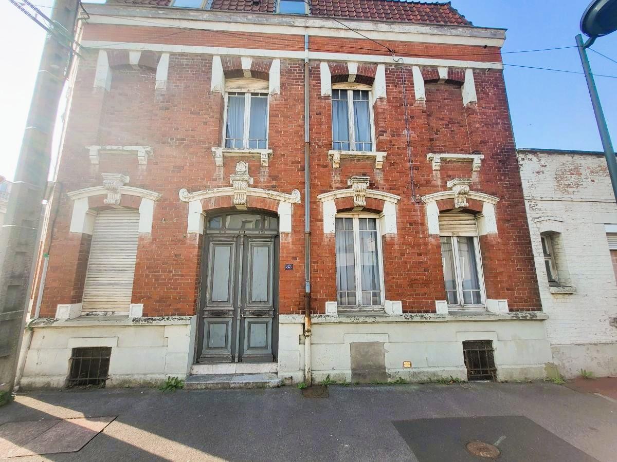 Maison 211 m² · à Saint-Omer · 210,8 m² · 233 550 €