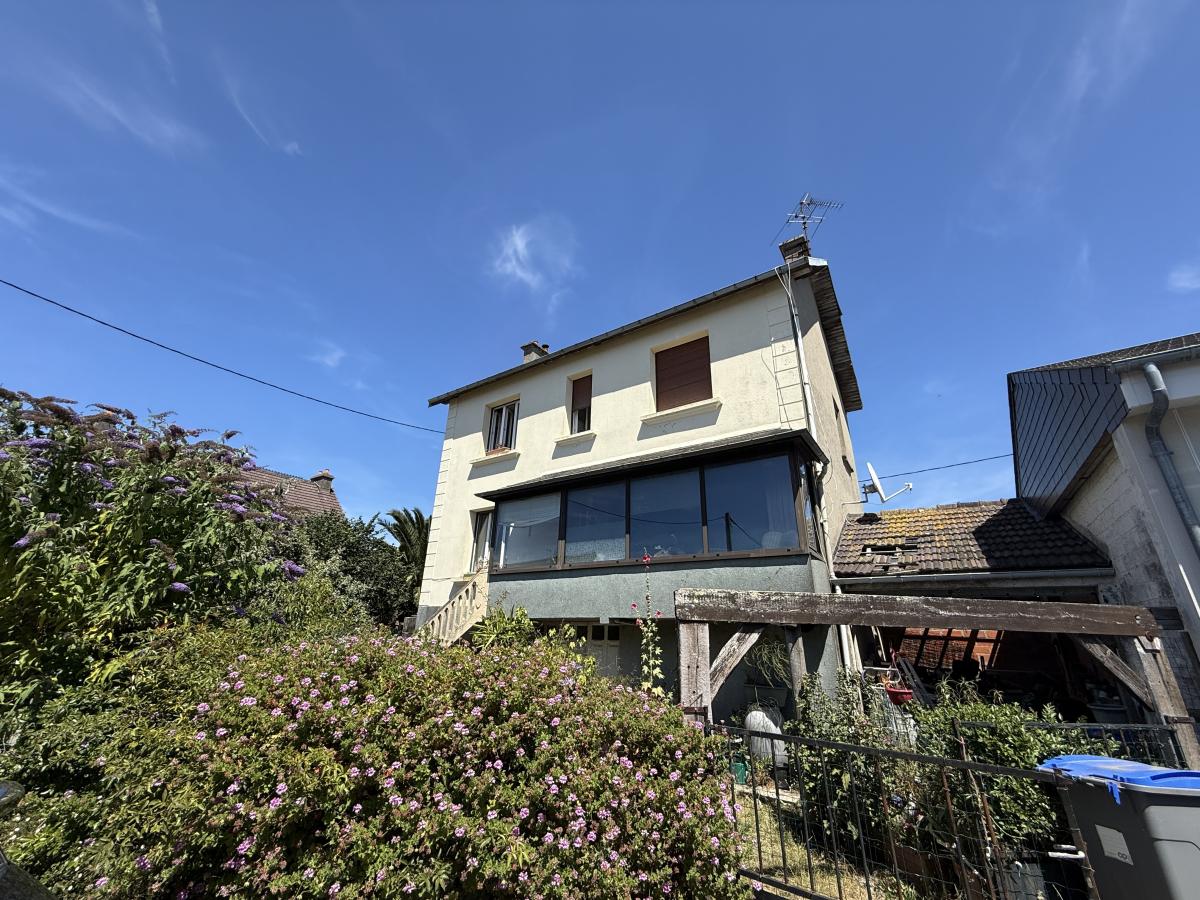 Maison 2 pièces 148 m² · à Cherbourg-en-Cotentin · 148 m² · 174 250 €