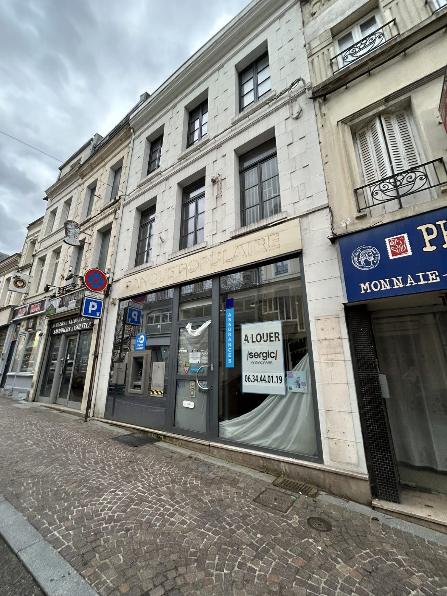 Immeuble 220 m² · à Saint-Quentin · 220 m² · 187 900 €