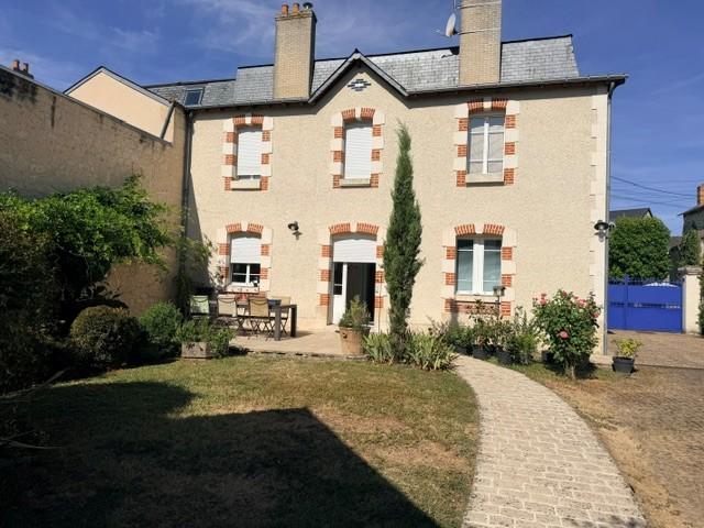 Maison 7 pièces 195 m² · à Loudun · 195 m² · 273 400 €