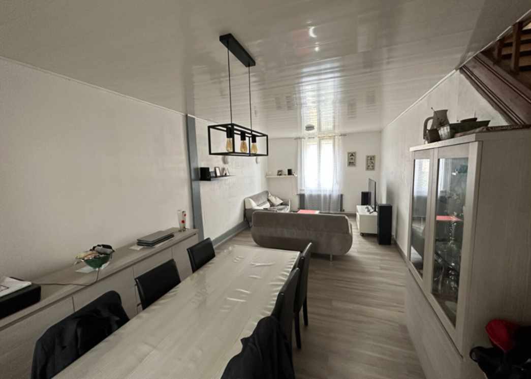 Maison 6 pièces 114 m² · à Saint-Quentin · 114 m² · 105 500 €