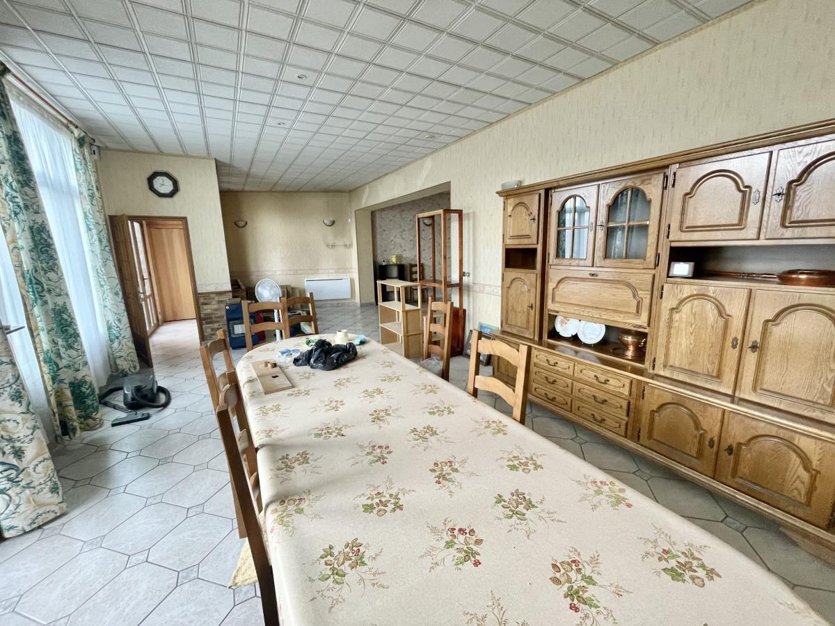 Maison 6 pièces 170 m² · à Reims · 170 m² · 217 000 €
