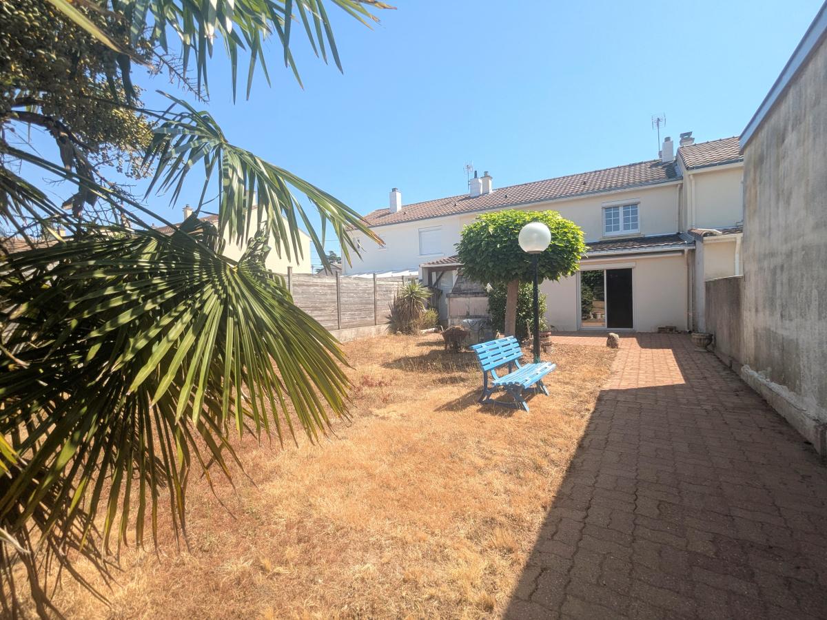 Maison 5 pièces 100 m² · à Couëron · 99,8 m² · 262 050 €