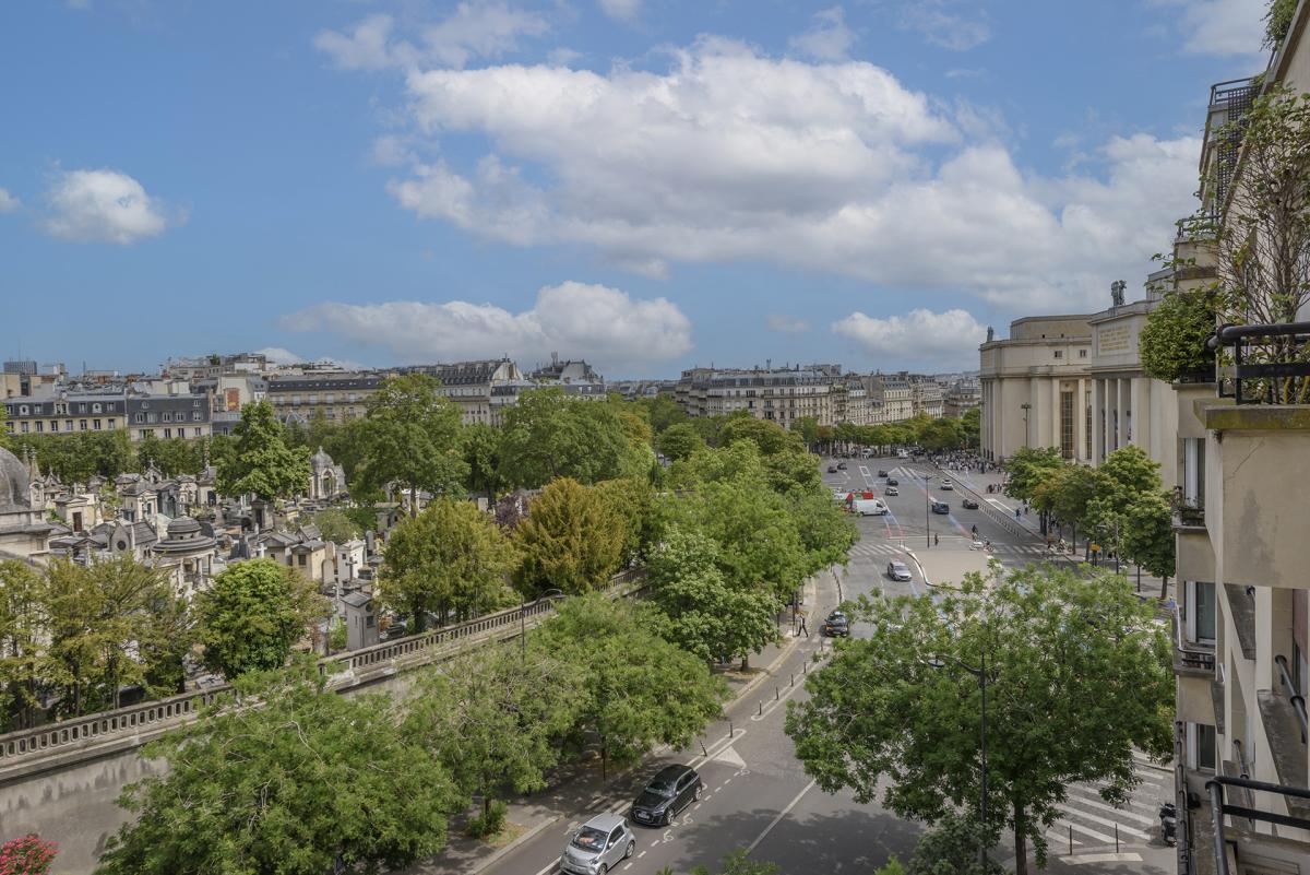 Appartement 4 pièces 101 m² · à Paris 16e Arrondissement · 100,8 m² · 1 450 000 €