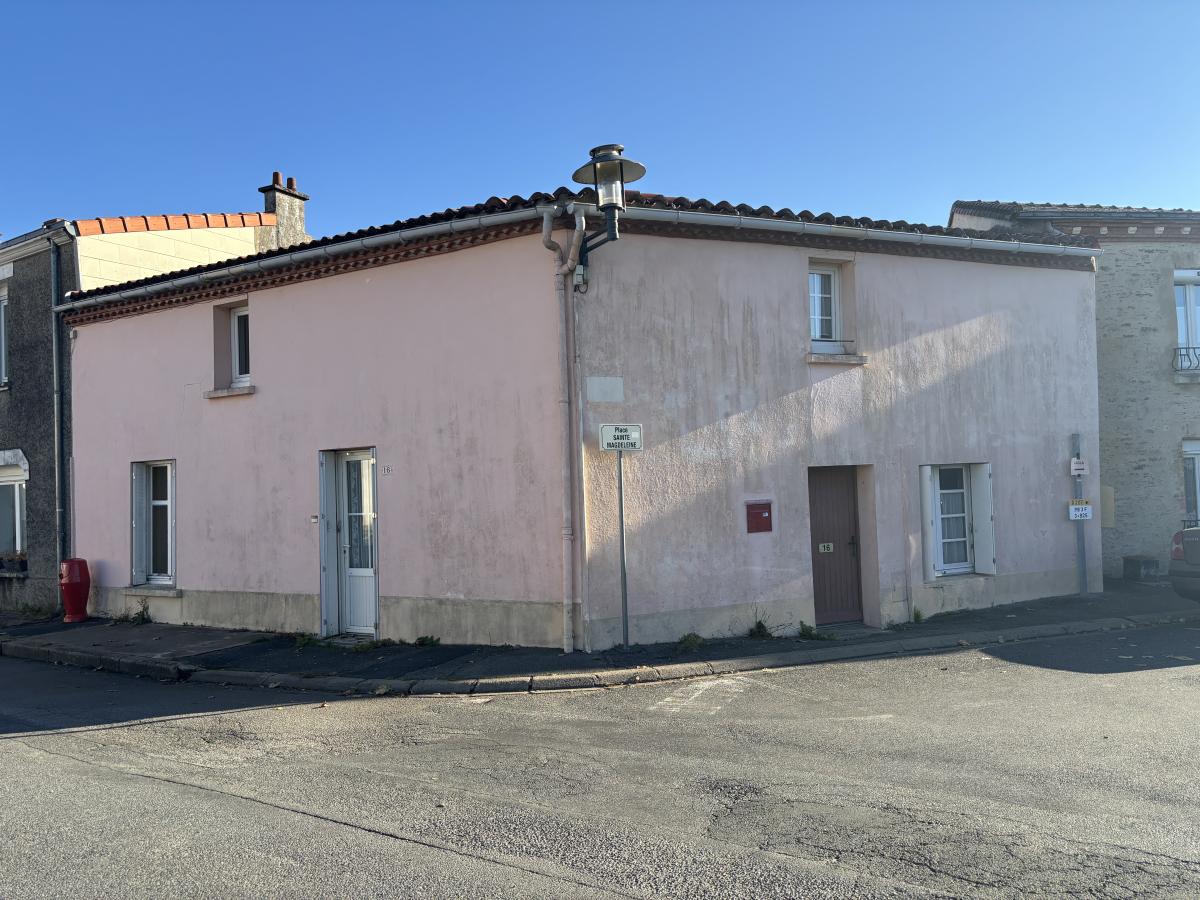 Maison 6 pièces 100 m² · à Divatte-sur-Loire · 99,7 m² · 117 500 €
