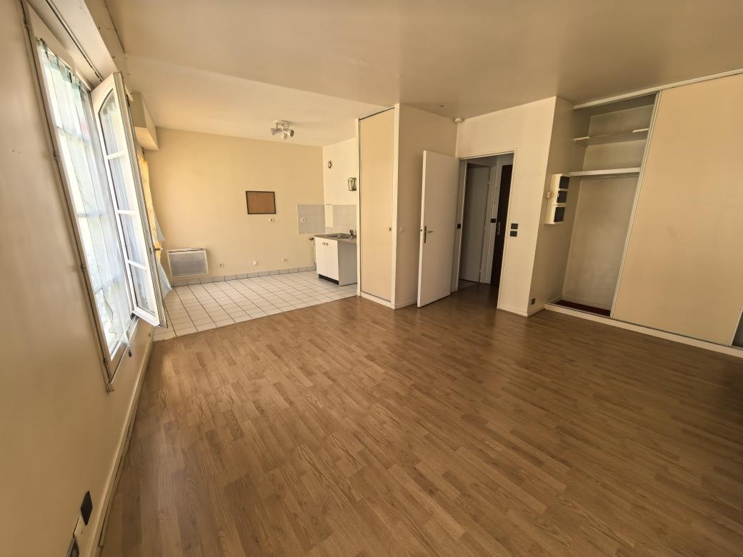 Appartement 1 pièce 31 m² · à Magny-en-Vexin · 31,2 m² · 116 500 €
