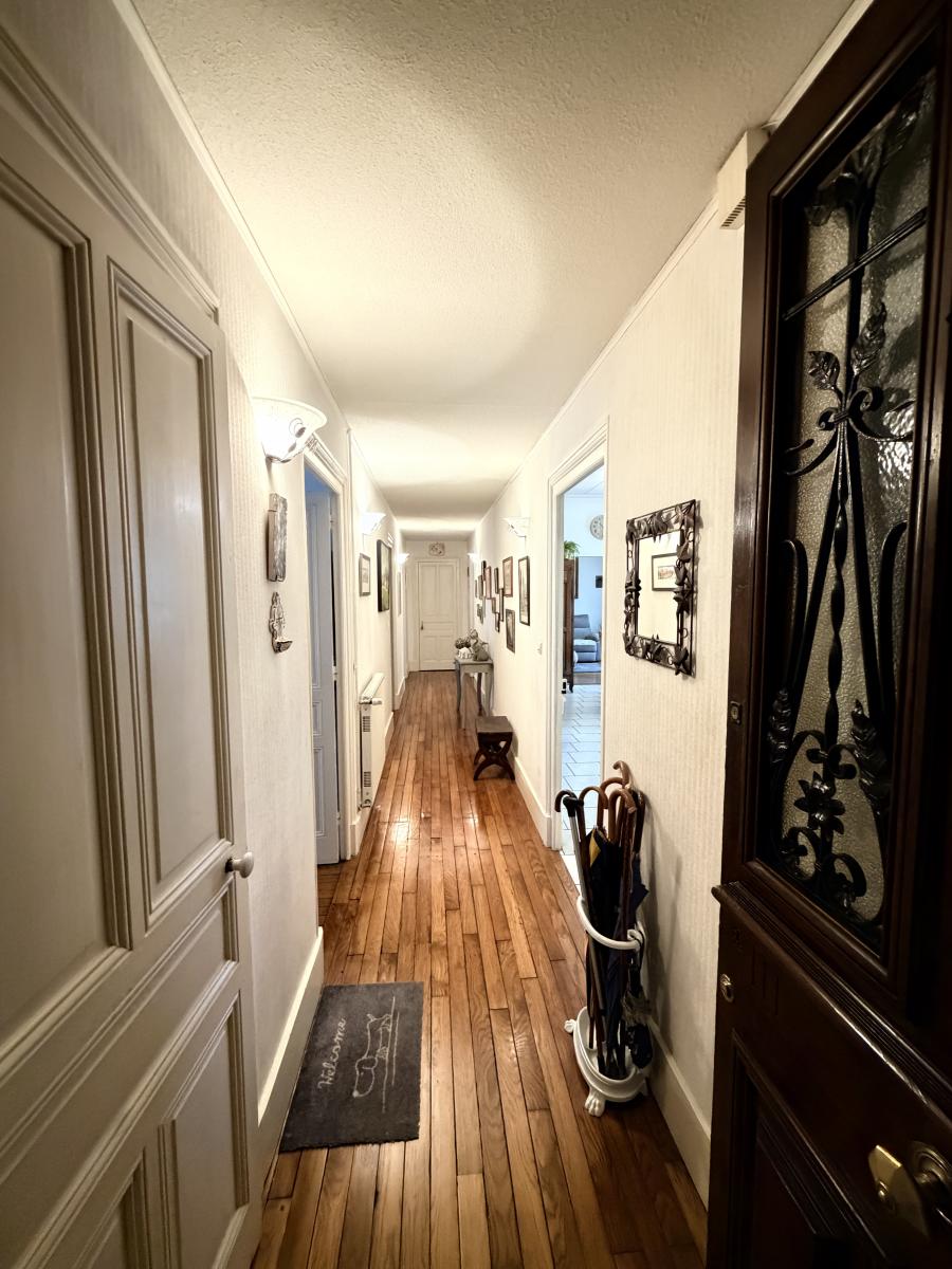 Appartement 3 pièces 100 m² · à Saint-Claude · 100 m² · 119 000 €
