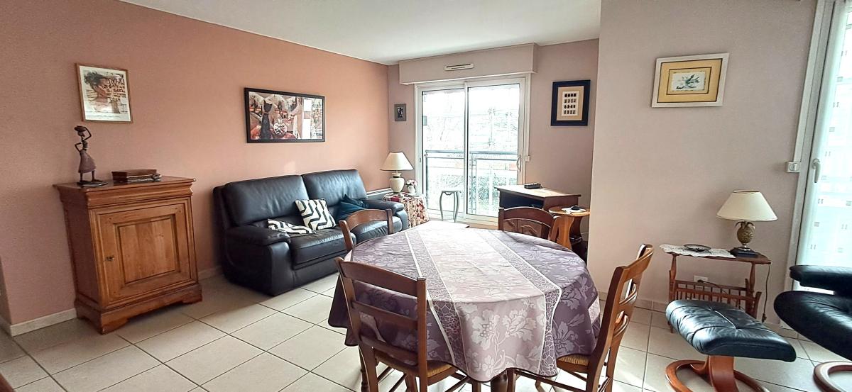 Appartement 3 pièces 77 m² · à Halluin · 76,8 m² · 950 €/mois