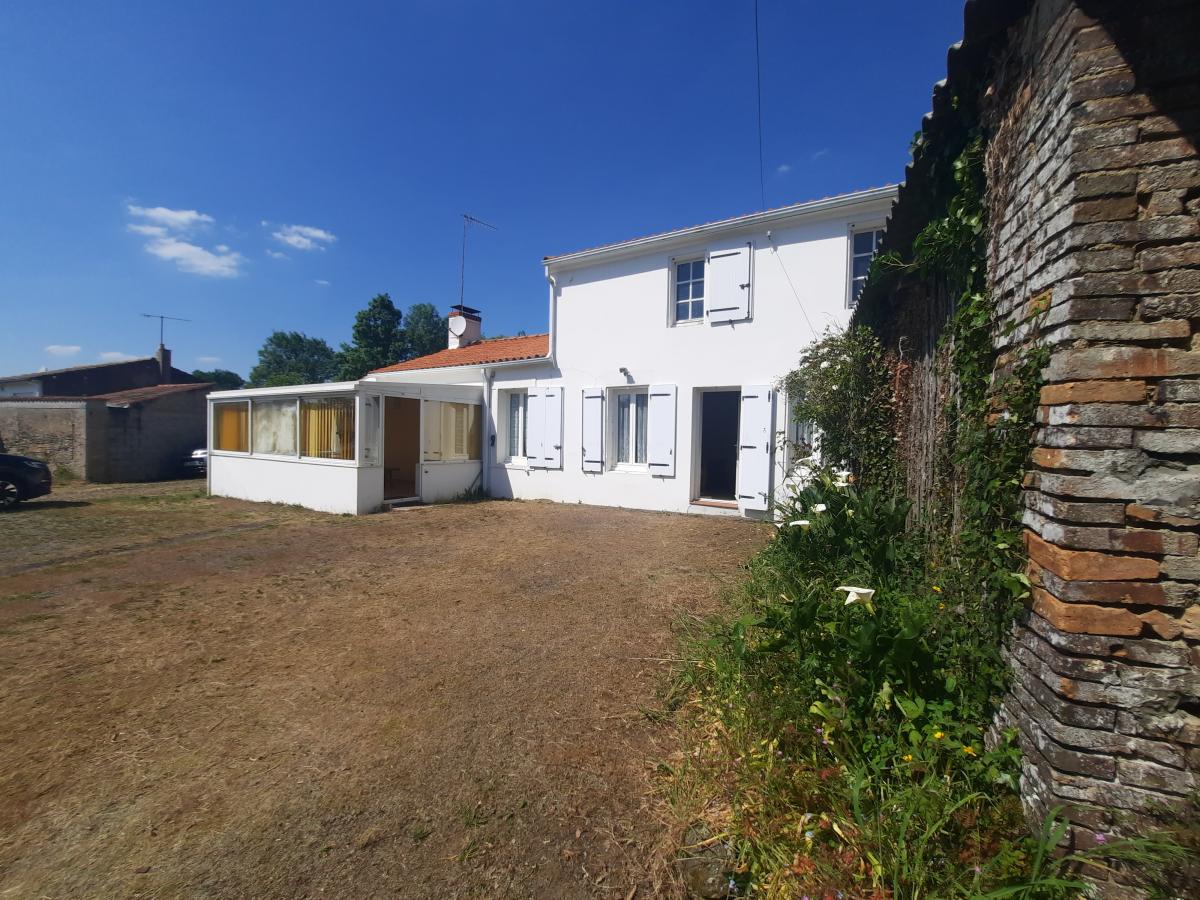 Maison 4 pièces 104 m² · à Challans · 103,6 m² · 210 600 €