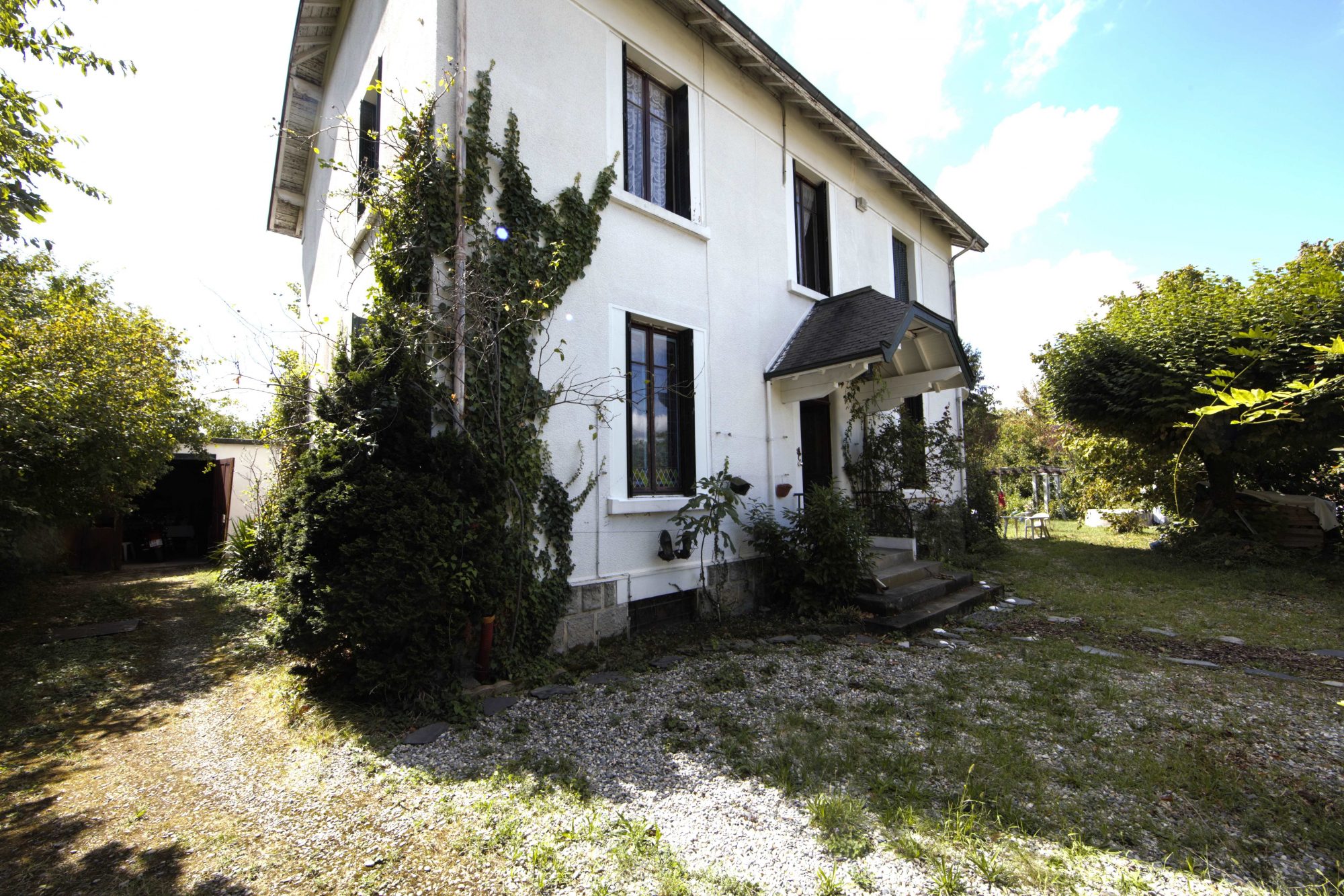 Maison 7 pièces 179 m² · à Challes-les-Eaux · 179 m² · 550 000 €