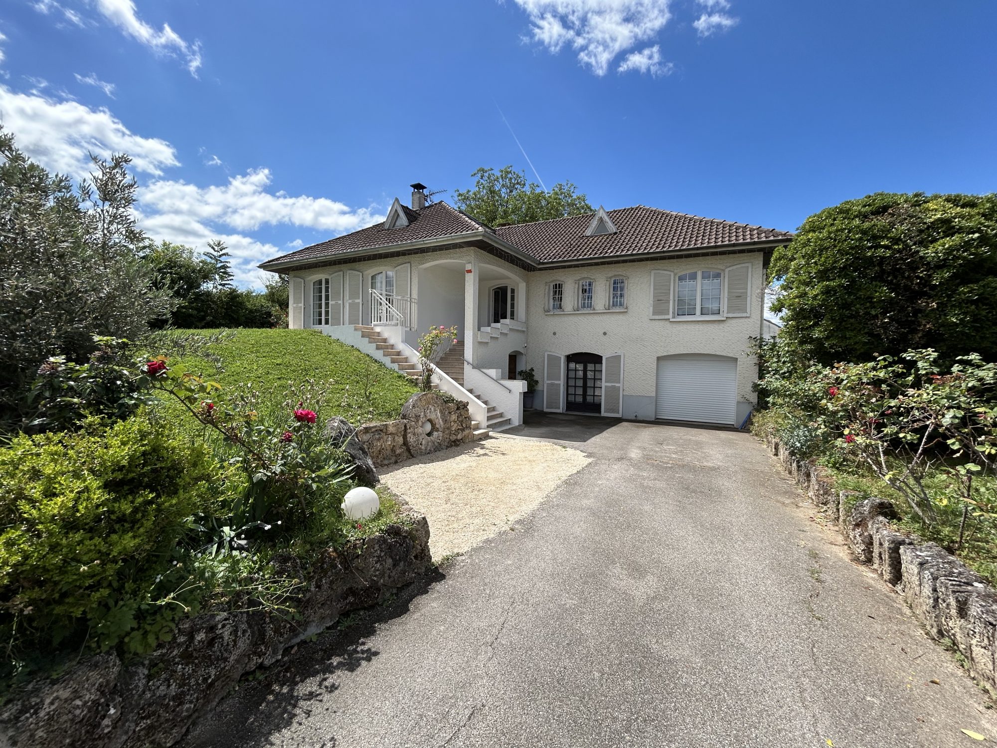 Maison 7 pièces 260 m² · à Eybens · 260 m² · 665 000 €