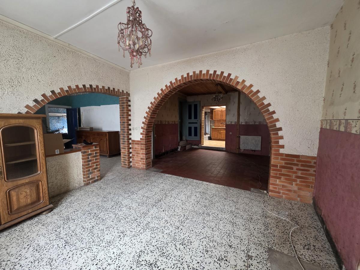 Maison 8 pièces 205 m² · à Pernes · 205 m² · 108 000 €