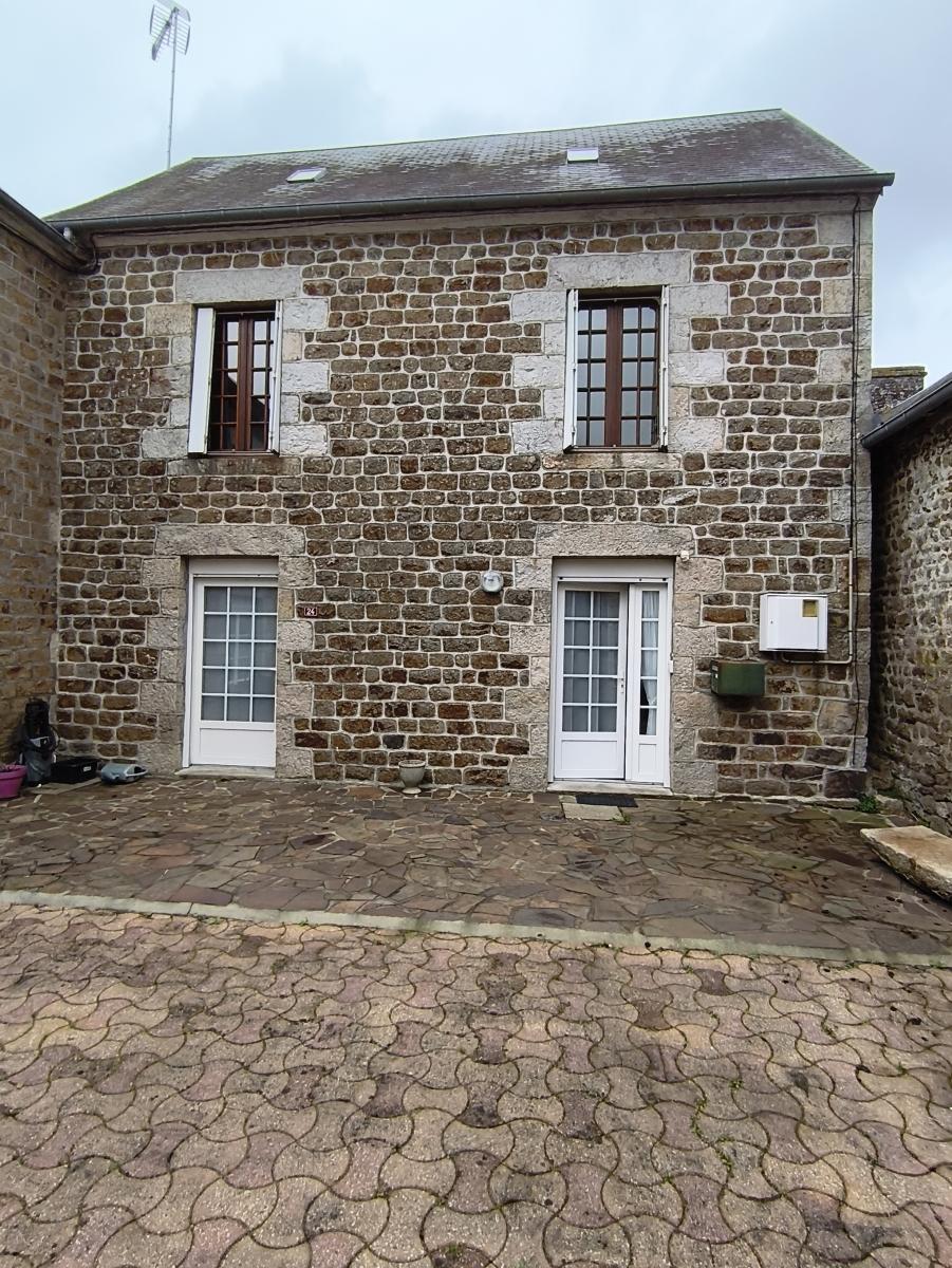 Maison 3 pièces 61 m² · à Ceaucé · 61 m² · 64 500 €
