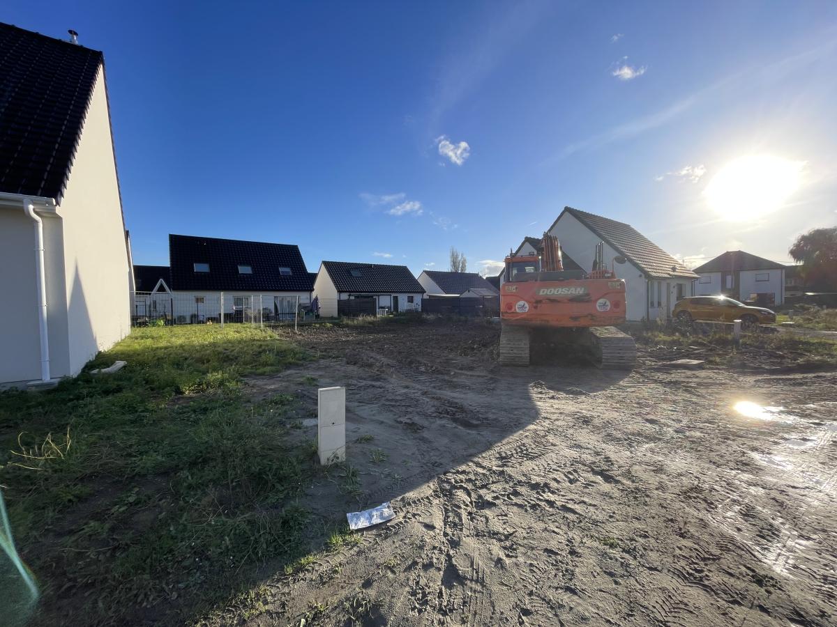 CALAIS VIRVAL - TERRAIN A BATIR - 330 m² · 71 948 €
