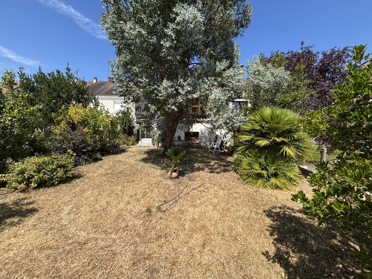 Maison 5 pièces 150 m² · à Le Mans · 150 m² · 260 800 €