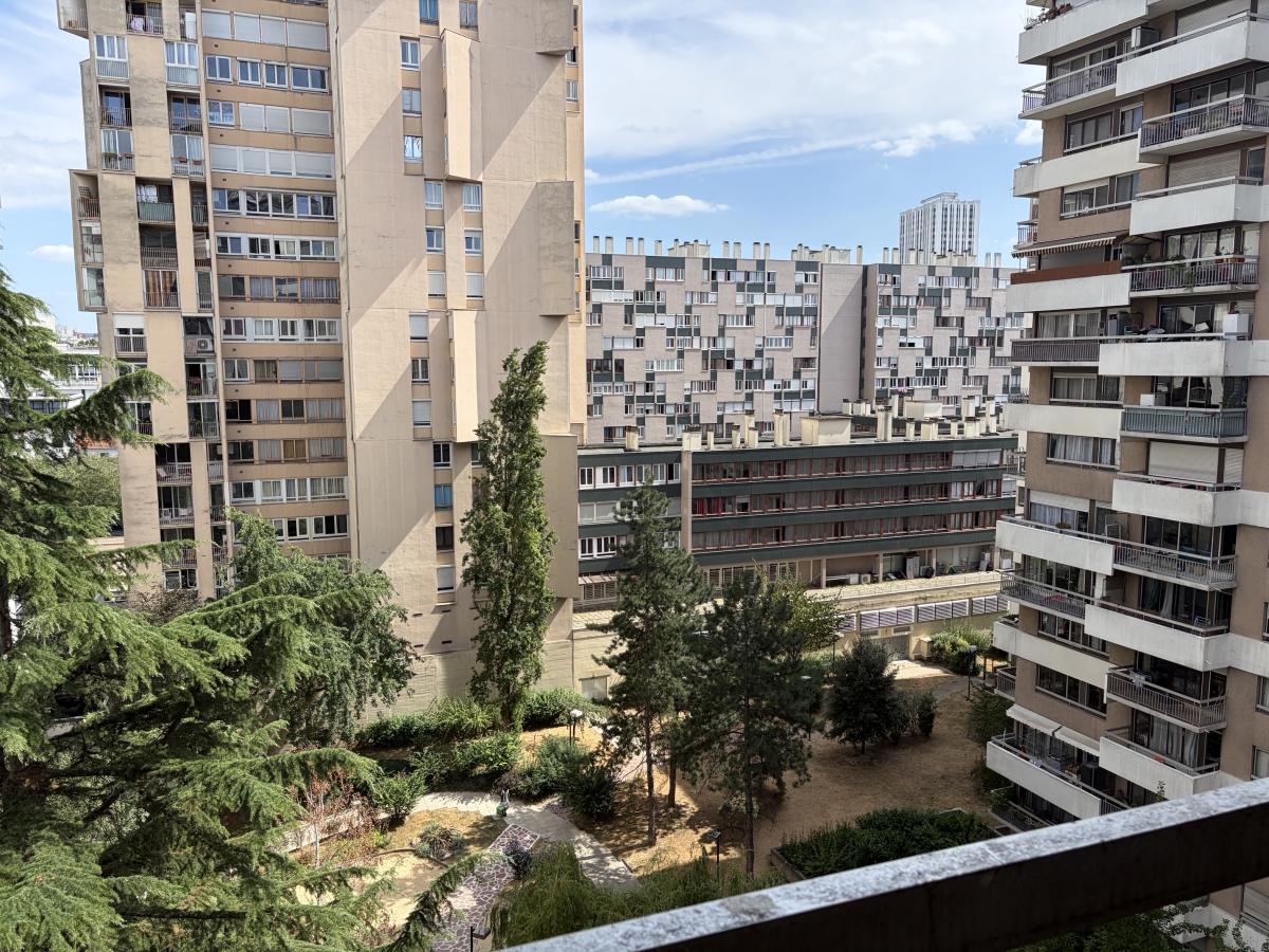 Appartement 2 pièces 51 m² · à Paris 19e Arrondissement · 50,8 m² · 349 425 €