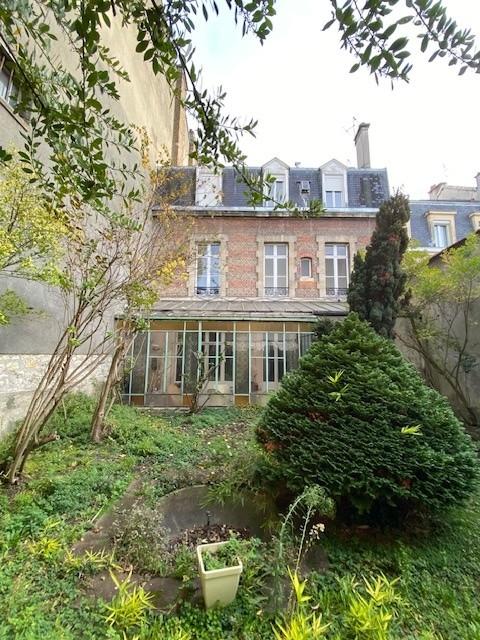 Maison 12 pièces 283 m² · à Reims · 283 m² · 1 240 000 €