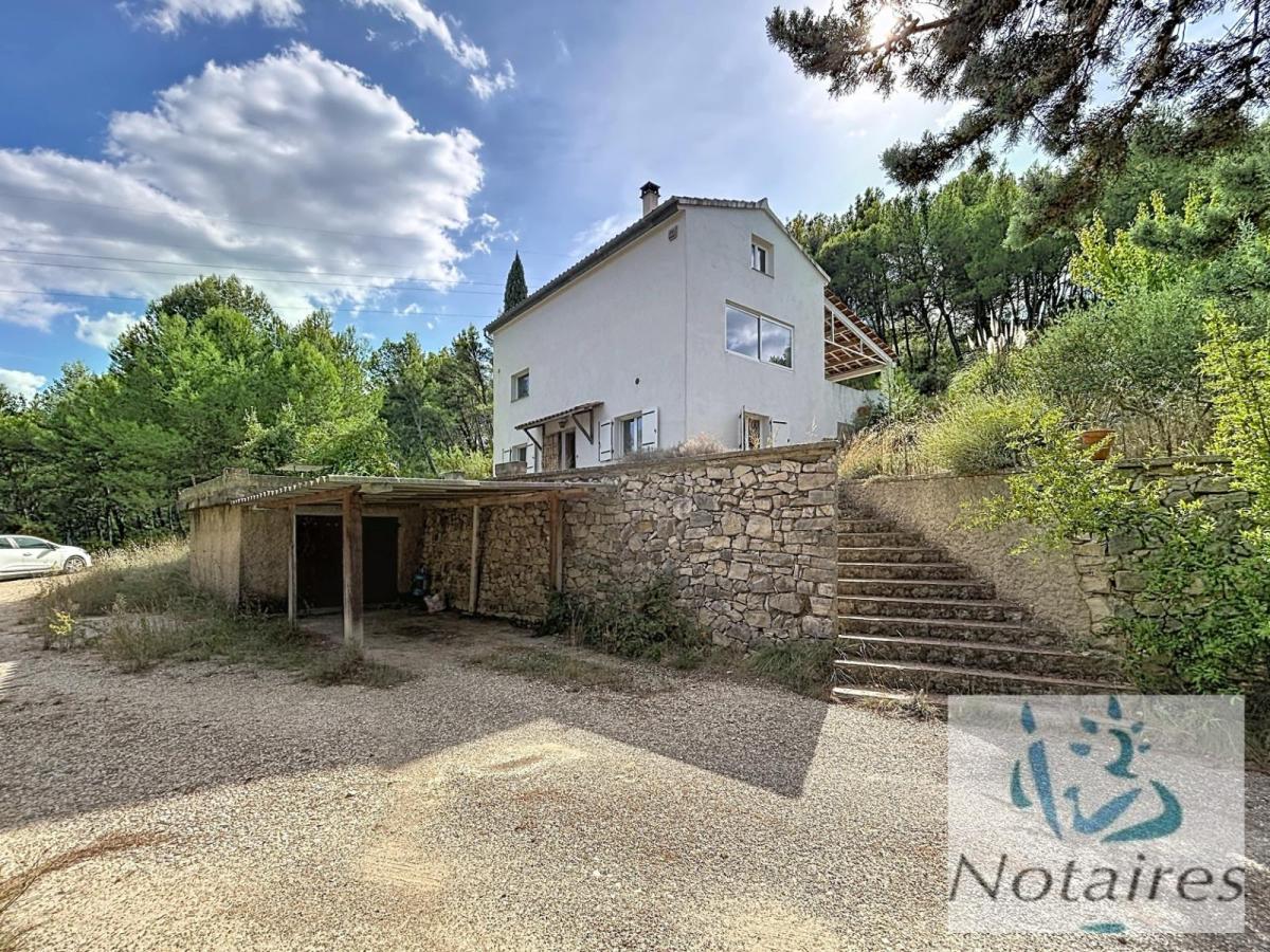 Maison 4 pièces 198 m² · à Rognes · 198 m² · 450 000 €