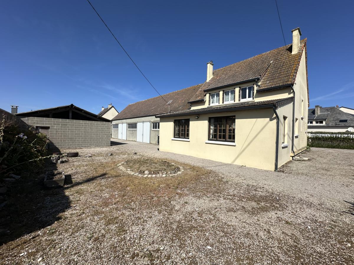 Maison 5 pièces 126 m² · à Saint-Marcouf · 126 m² · 395 600 €