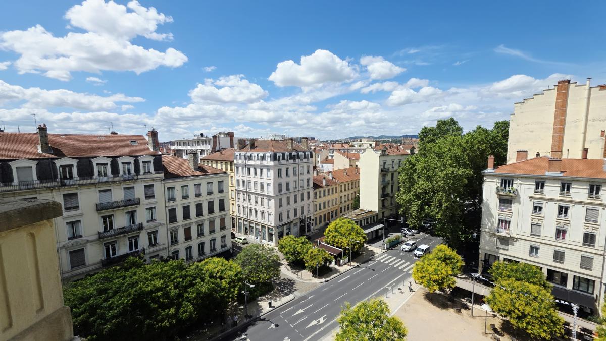 Appartement 2 pièces 75 m² · à Lyon 6e Arrondissement · 75,3 m² · 415 000 €