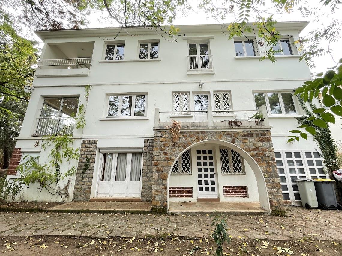 Maison 9 pièces 235 m² · à Saint-Brevin-les-Pins · 235 m² · 749 250 €