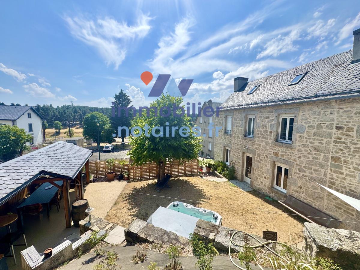 Maison 107 m² · à Aumont-Aubrac · 107 m² · 283 000 €