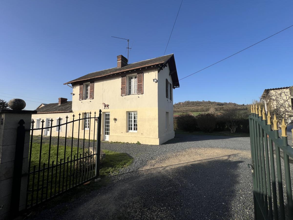 Maison 5 pièces 110 m² · à Mézidon Vallée d'Auge · 110 m² · 147 700 €
