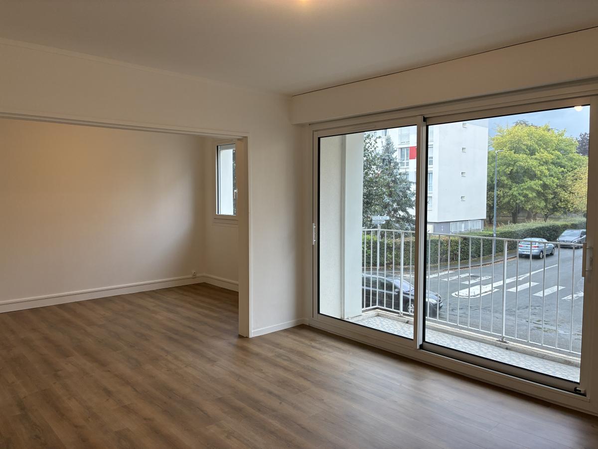 Appartement 5 pièces 102 m² · à Laval · 101,7 m² · 156 000 €