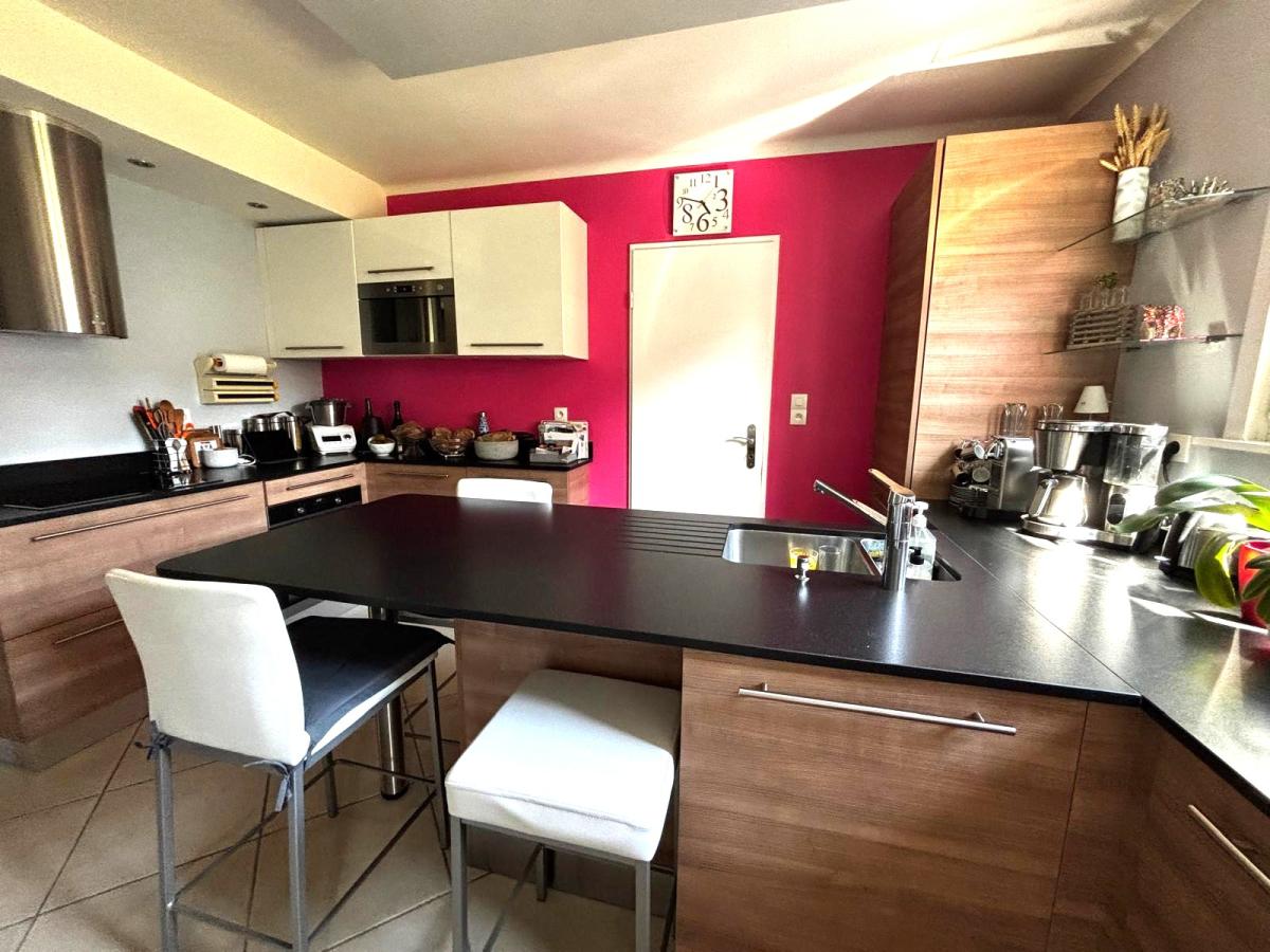 Maison 4 pièces 97 m² · à Villeneuve-d'Ascq · 96,5 m² · 370 000 €