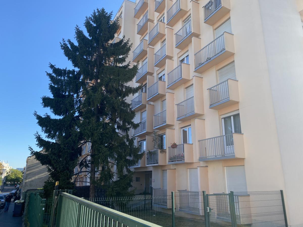 Appartement 2 pièces 47 m² · à Reims · 46,6 m² · 112 000 €