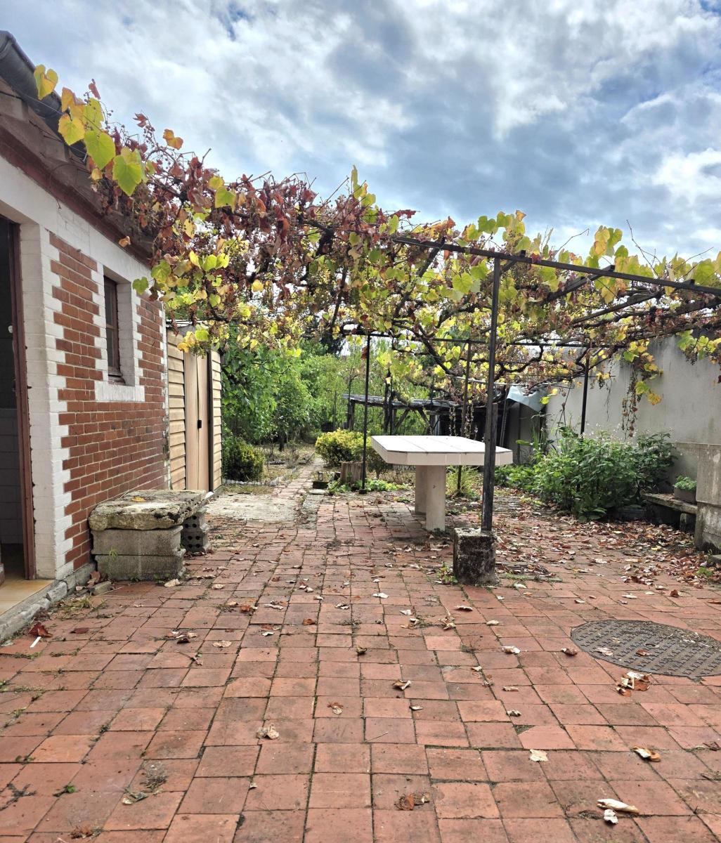 Maison 4 pièces 90 m² · à Vierzon · 90 m² · 63 800 €