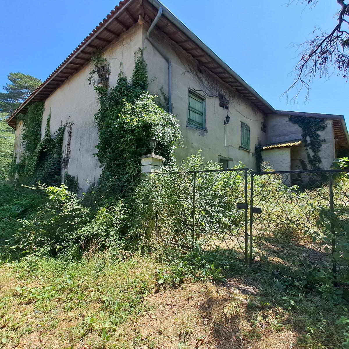 Maison 5 pièces 98 m² · à Mogneneins · 98 m² · 185 000 €