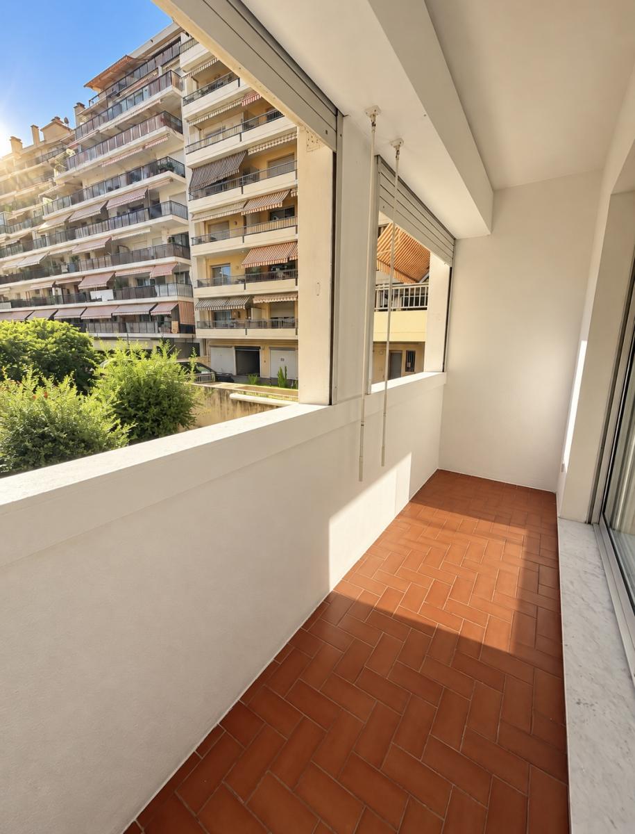 Appartement 1 pièce 28 m² · à Roquebrune-Cap-Martin · 27,9 m² · 169 500 €