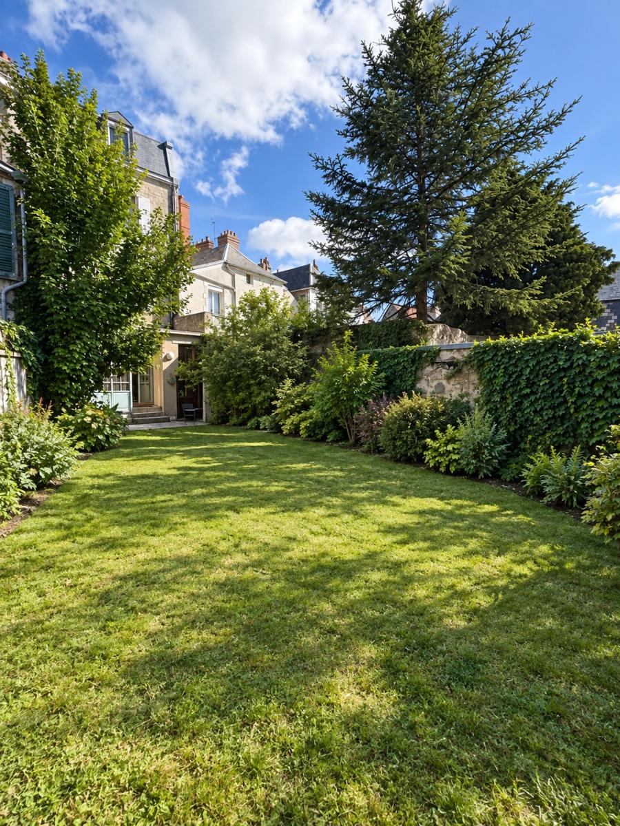 Maison 9 pièces 233 m² · à Laon · 233 m² · 275 000 €
