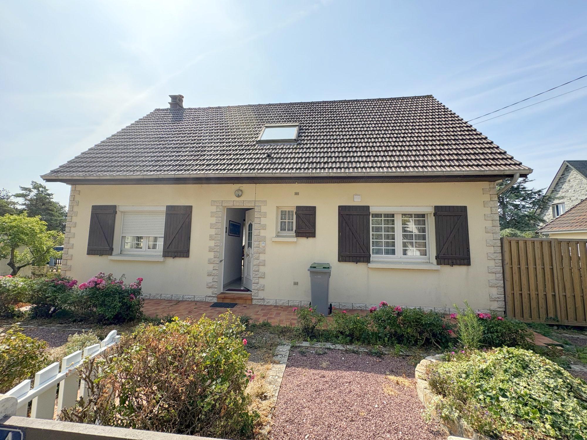 Maison 6 pièces 91 m² · à Coudeville-sur-Mer · 91 m² · 291 200 €