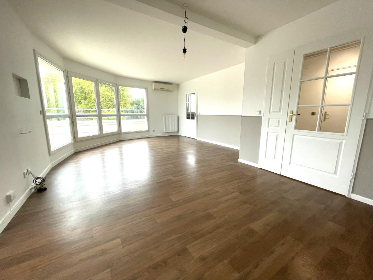 Appartement 3 pièces 82 m² · à Lille · 82,4 m² · 330 000 €
