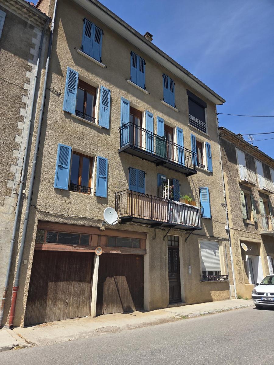 Appartement 232 m² · à Châtillon-en-Diois · 231,5 m² · 307 000 €