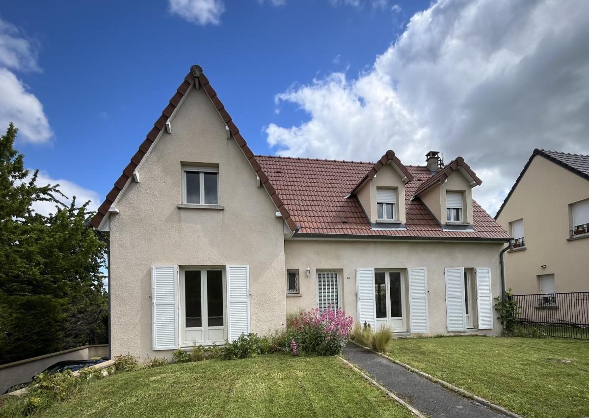 Maison 7 pièces 166 m² · à Cormontreuil · 166,1 m² · 1 800 €/mois