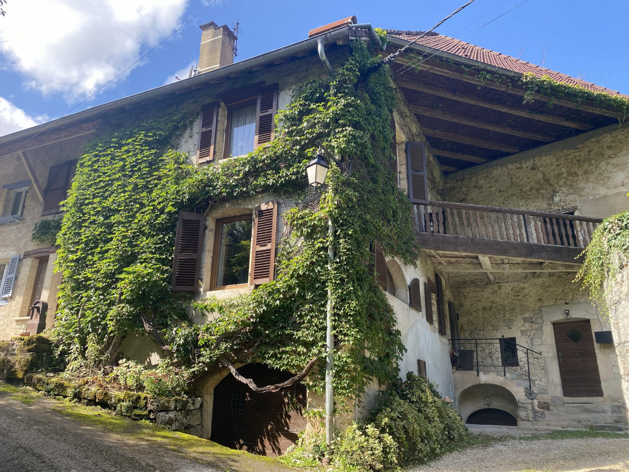 Maison 5 pièces 142 m² · à Mouthier-Haute-Pierre · 142 m² · 243 500 €
